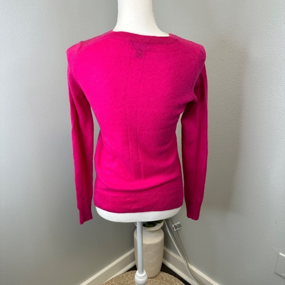 Saks Fifth Avenue 100% Cashmere Pink Long Sleeve Crew Neck Sweater size S/P - Picture 4 of 6